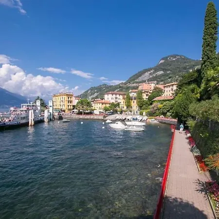 Charming Lakefront In